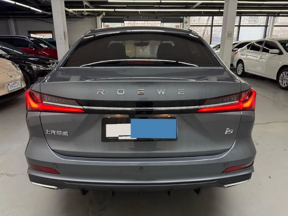 2023 Roewe i5 1.5L 129HP L4 CVT,autocango,china used car exporter,china ev exporter,chinese used car exporter,chinese used ev exporter