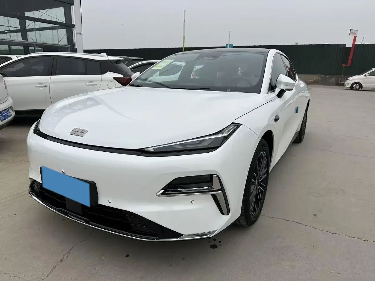 2025 Geely Galaxy Starshine 8 1.5L 112HP L4 1DHT PHEV,autocango,china used car exporter,china ev exporter,chinese used car exporter,chinese used ev exporter