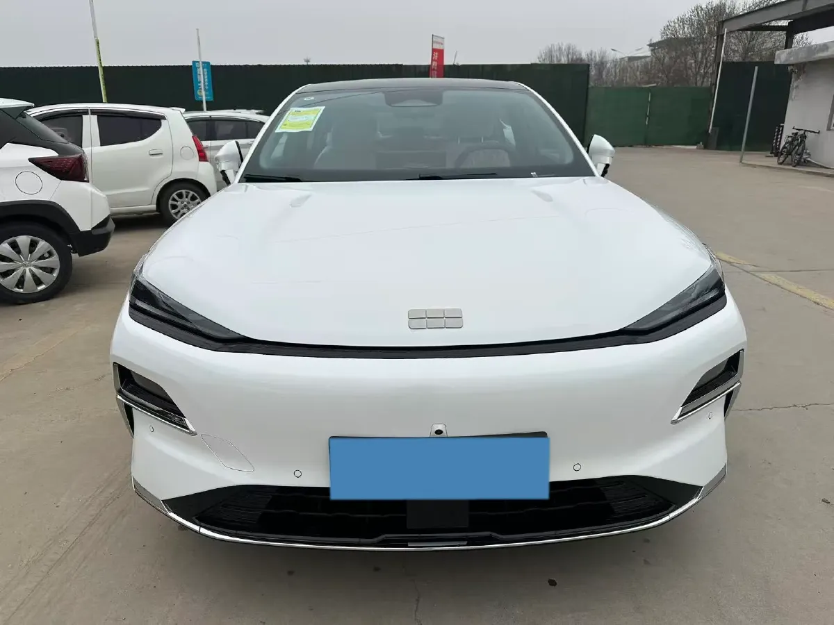 2025 Geely Galaxy Starshine 8 1.5L 112HP L4 1DHT PHEV,autocango,china used car exporter,china ev exporter,chinese used car exporter,chinese used ev exporter