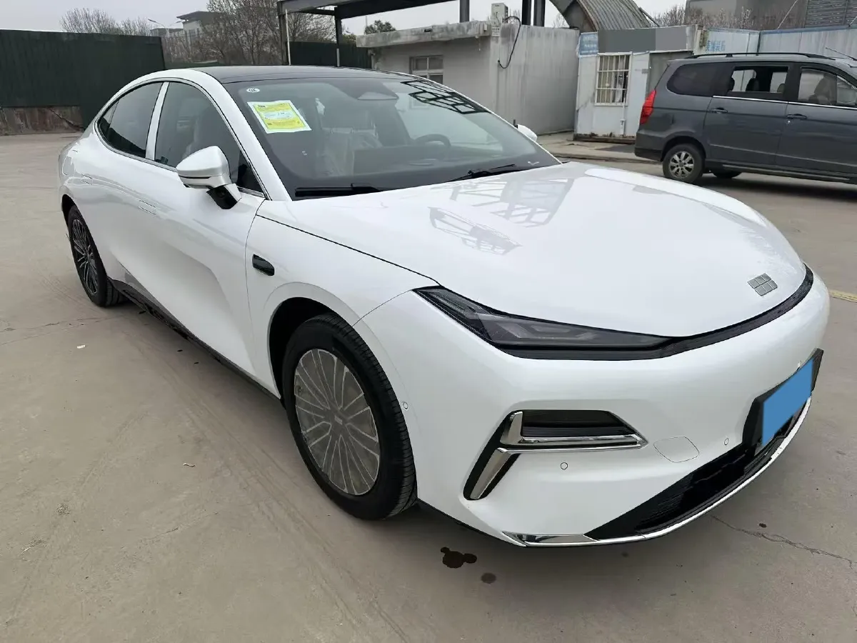 2025 Geely Galaxy Starshine 8 1.5L 112HP L4 1DHT PHEV,autocango,china used car exporter,china ev exporter,chinese used car exporter,chinese used ev exporter
