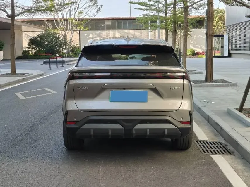 2025 Geely Galaxy L7 1.5L 112HP L4 1DHT PHEV 18.4KWH,autocango,china used car exporter,china ev exporter,chinese used car exporter,chinese used ev exporter