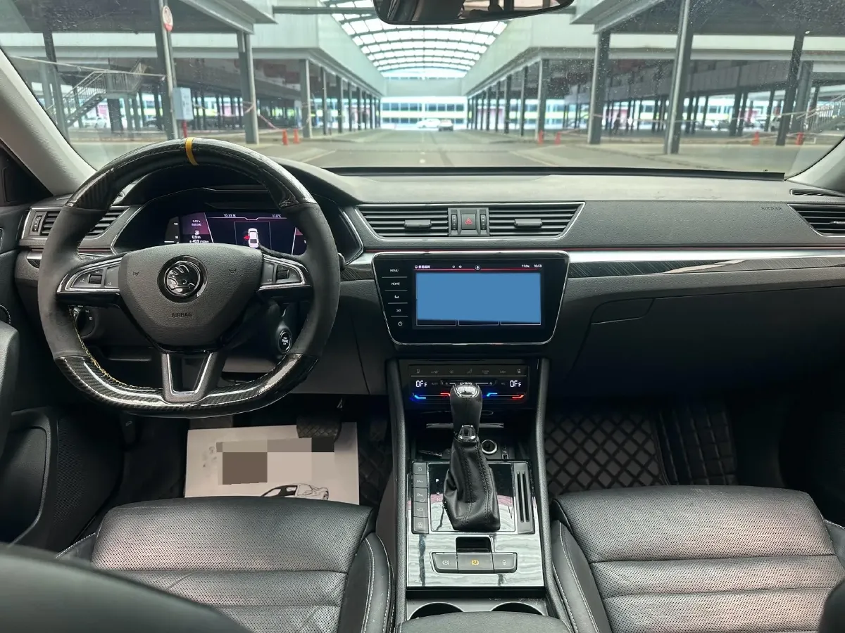 2022 Skoda Superb 2.0T 186HP L4 7DCT,autocango,china used car exporter,china ev exporter,chinese used car exporter,chinese used ev exporter