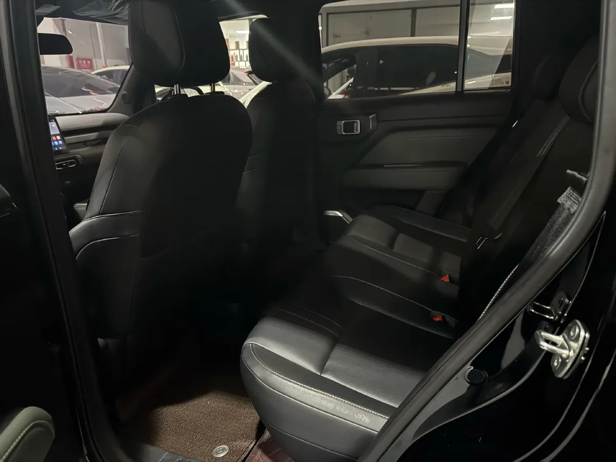 2025 BaoJun YepPlus BEV 41.9KWH,autocango,china used car exporter,china ev exporter,chinese used car exporter,chinese used ev exporter