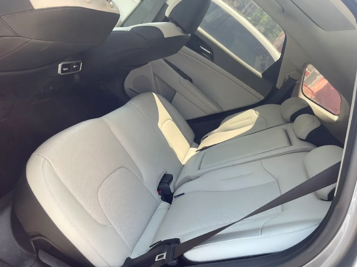 2023 Kia Sportage 1.5T 200HP L4 8AT,autocango,china used car exporter,china ev exporter,chinese used car exporter,chinese used ev exporter