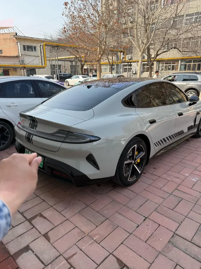 2024 MI SU7 BEV 101KWH,autocango,china used car exporter,china ev exporter,chinese used car exporter,chinese used ev exporter