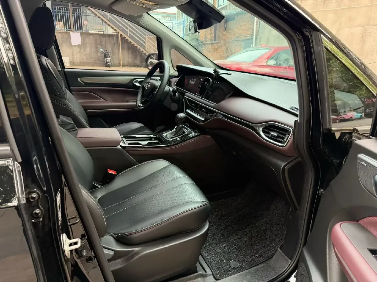 2023 GAC Trumpchi M6 1.5T 177HP L4 7DCT,autocango,china used car exporter,china ev exporter,chinese used car exporter,chinese used ev exporter