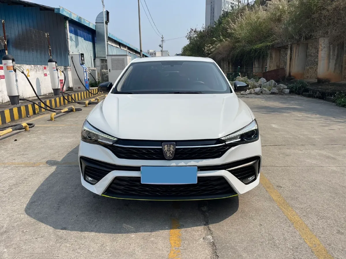2021 Roewe i5 1.5L 120HP L4 CVT,autocango,china used car exporter,china ev exporter,chinese used car exporter,chinese used ev exporter