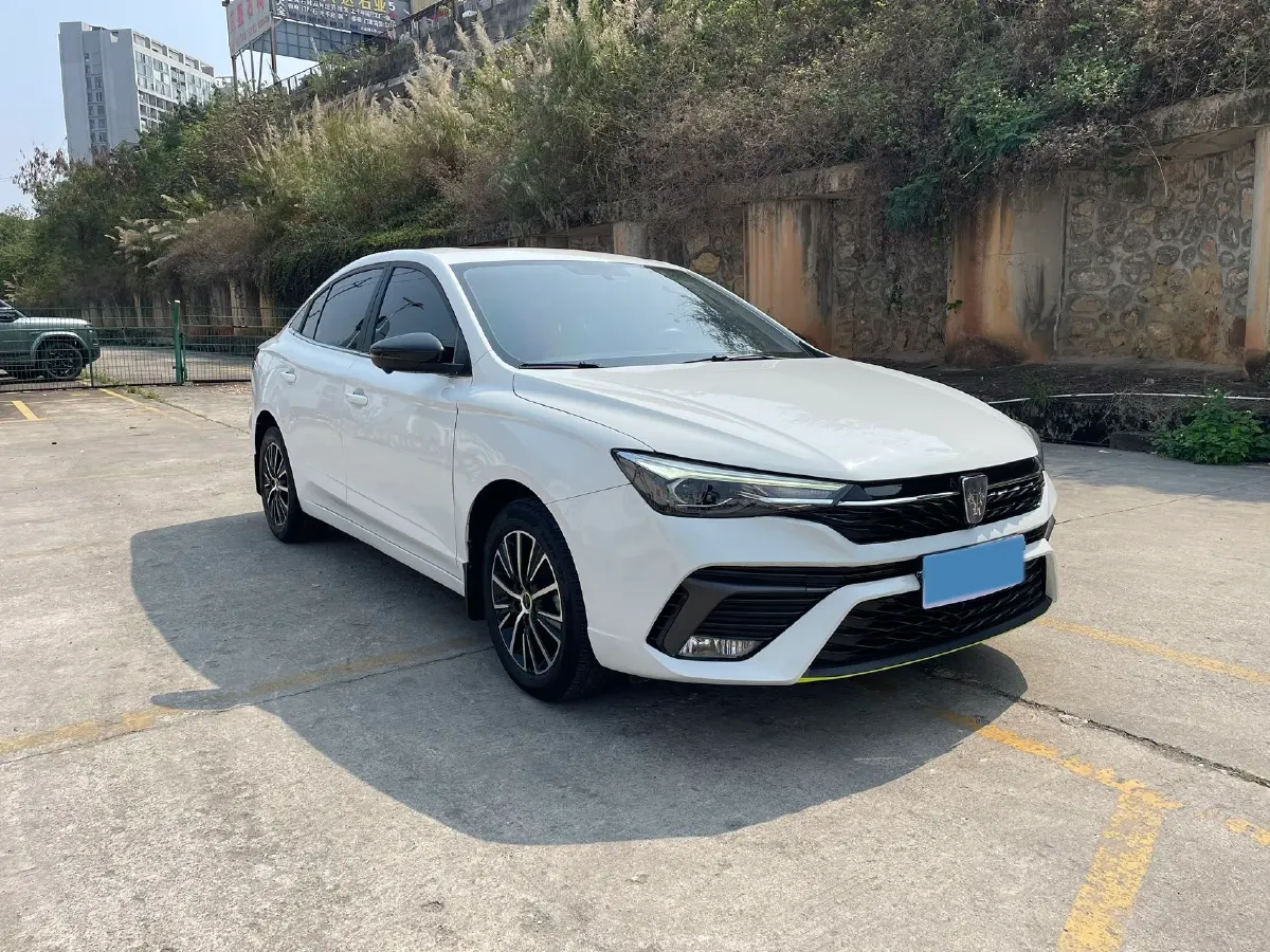 2021 Roewe i5 1.5L 120HP L4 CVT,autocango,china used car exporter,china ev exporter,chinese used car exporter,chinese used ev exporter