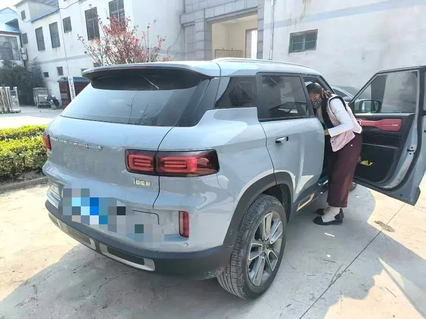 2020 Geely ICON 1.5T 177HP L3 7DCT,autocango,china used car exporter,china ev exporter,chinese used car exporter,chinese used ev exporter