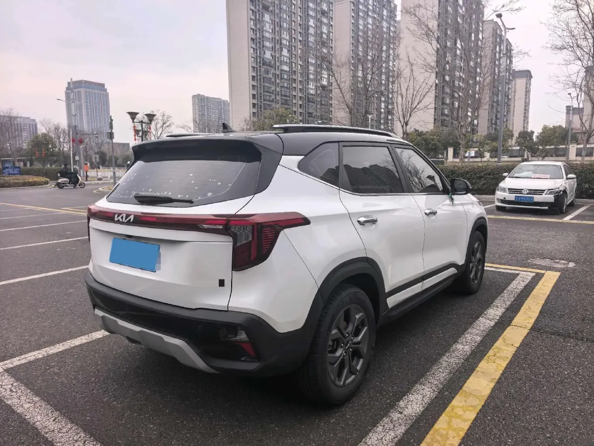 2023 Kia Seltos 1.5L 115HP L4 CVT,autocango,china used car exporter,china ev exporter,chinese used car exporter,chinese used ev exporter