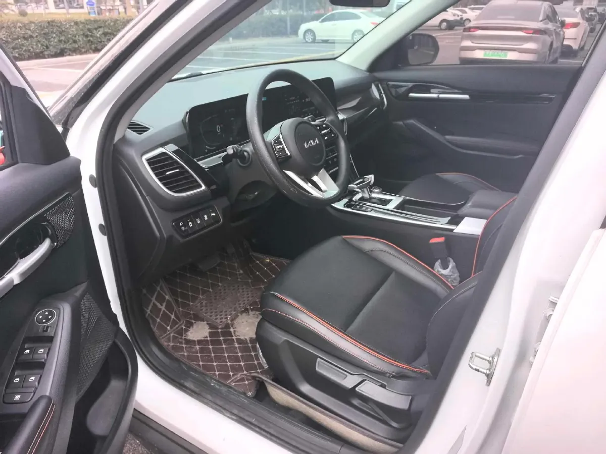 2023 Kia Seltos 1.5L 115HP L4 CVT,autocango,china used car exporter,china ev exporter,chinese used car exporter,chinese used ev exporter