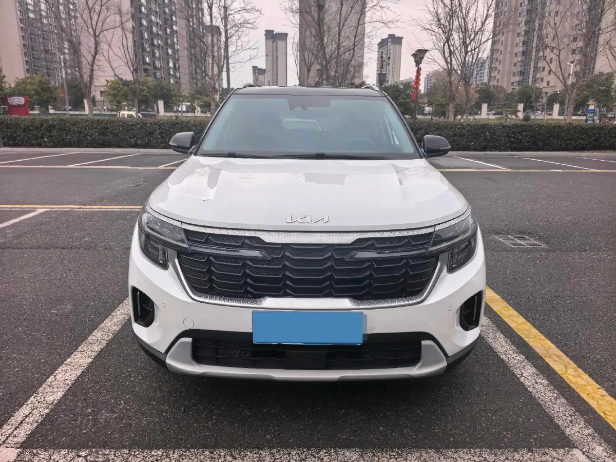 2023 Kia Seltos 1.5L 115HP L4 CVT,autocango,china used car exporter,china ev exporter,chinese used car exporter,chinese used ev exporter