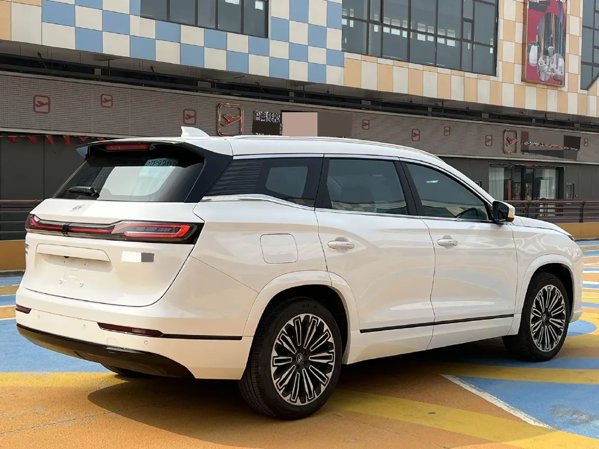 2025 Isuzu Taga EV BEV,autocango,china used car exporter,china ev exporter,chinese used car exporter,chinese used ev exporter