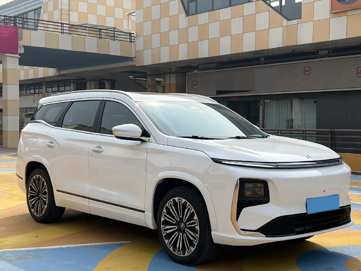 2025 Isuzu Taga EV BEV,autocango,china used car exporter,china ev exporter,chinese used car exporter,chinese used ev exporter