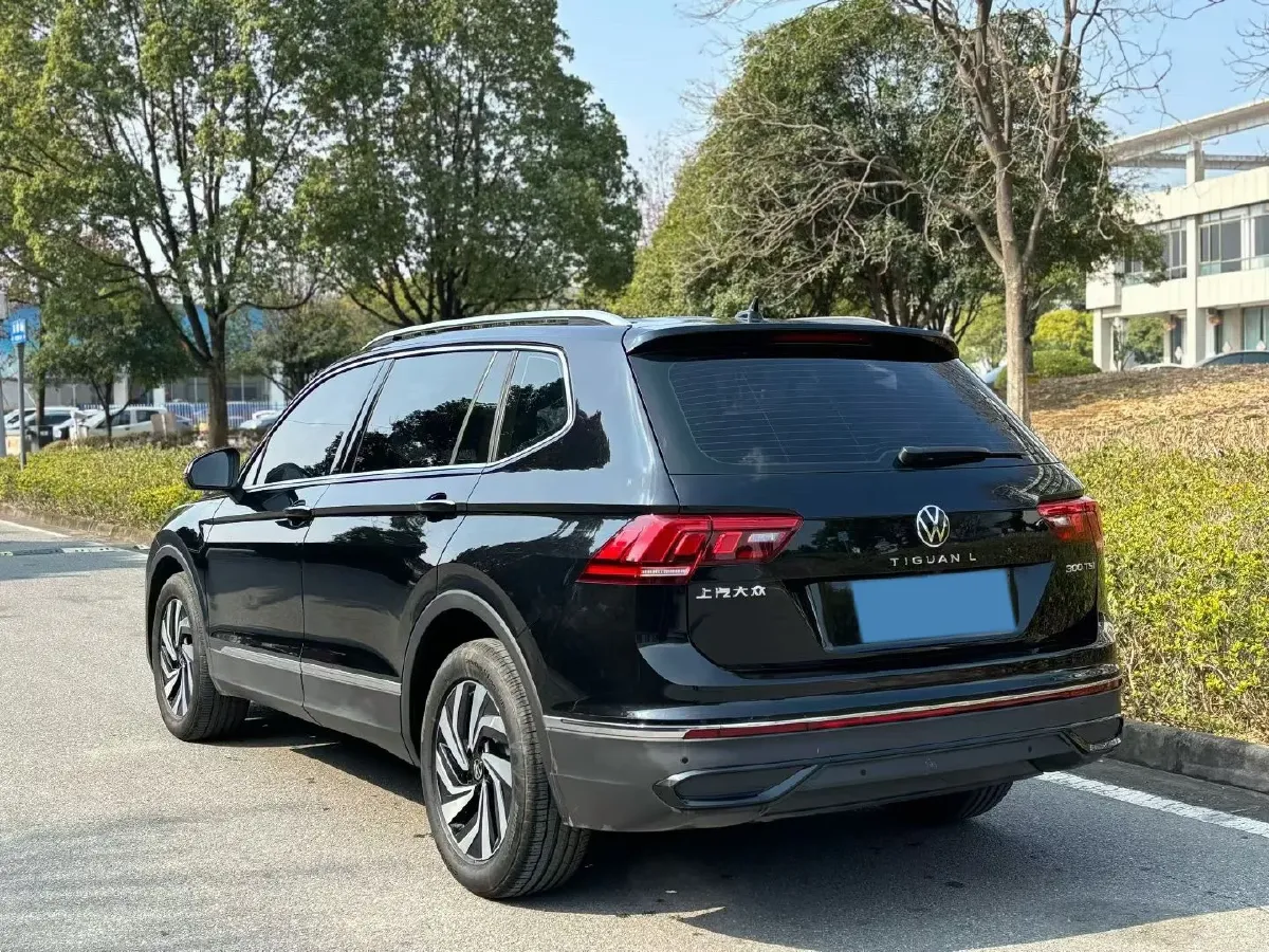 2023 Volkswagen Tiguan L 1.5T 160HP L4 7DCT,autocango,china used car exporter,china ev exporter,chinese used car exporter,chinese used ev exporter