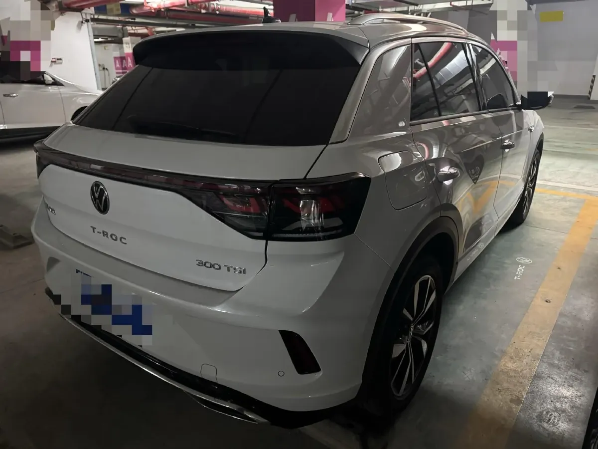 2024 Volkswagen T-Roc 1.5T 160HP L4 7DCT,autocango,china used car exporter,china ev exporter,chinese used car exporter,chinese used ev exporter
