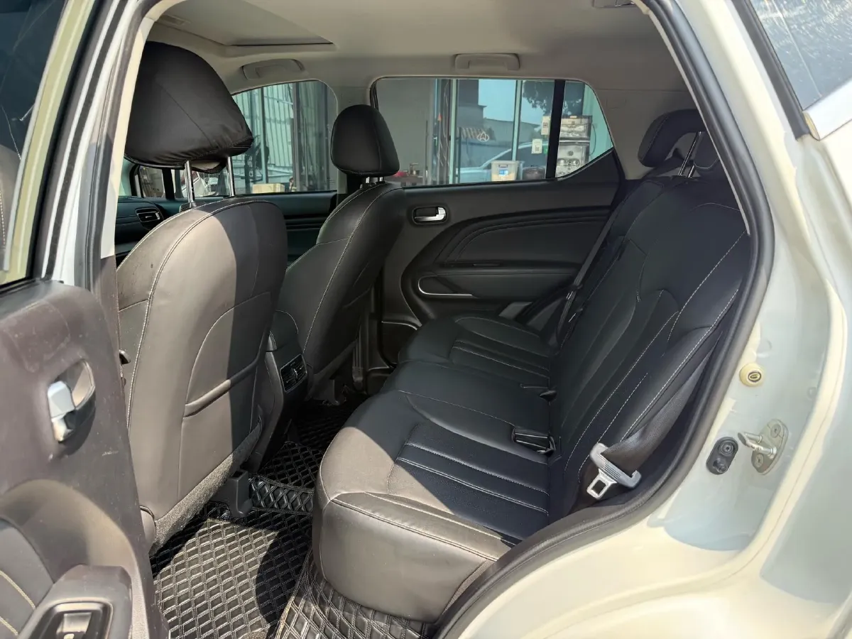 2022 GAC Trumpchi GS3 1.5T 169HP L4 6AT,autocango,china used car exporter,china ev exporter,chinese used car exporter,chinese used ev exporter