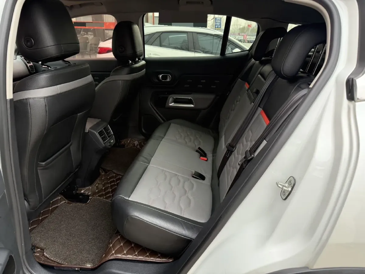 2017 Citroen C5 1.8T 204HP L4 6AT,autocango,china used car exporter,china ev exporter,chinese used car exporter,chinese used ev exporter