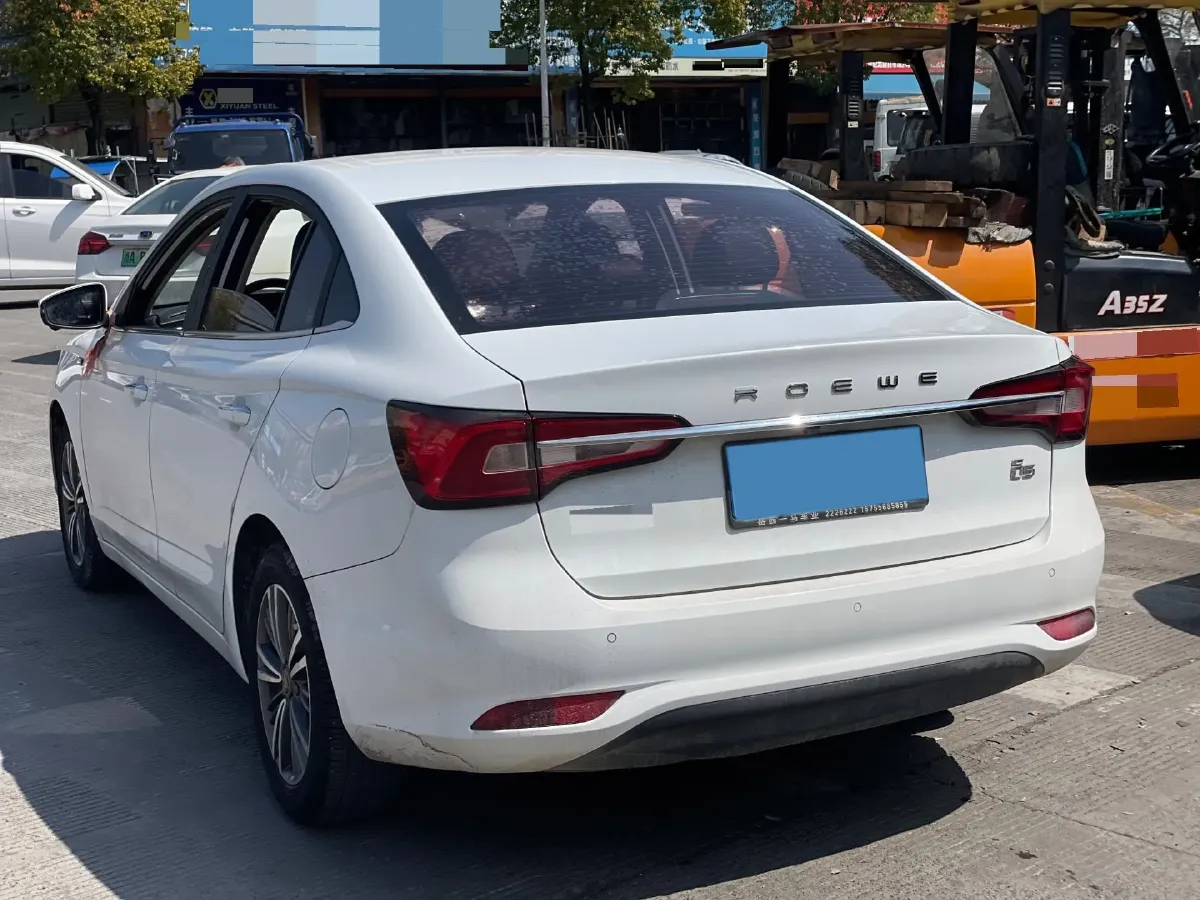 2019 Roewe i5 1.5L 120HP L4 CVT,autocango,china used car exporter,china ev exporter,chinese used car exporter,chinese used ev exporter