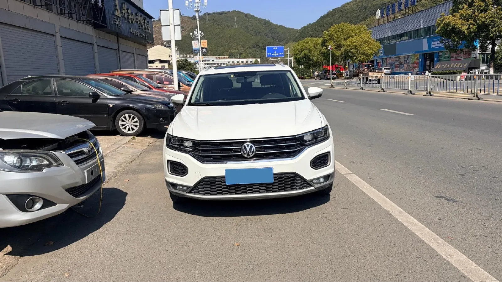 2019 Volkswagen T-Roc 1.4T 150HP L4 7DCT,autocango,china used car exporter,china ev exporter,chinese used car exporter,chinese used ev exporter