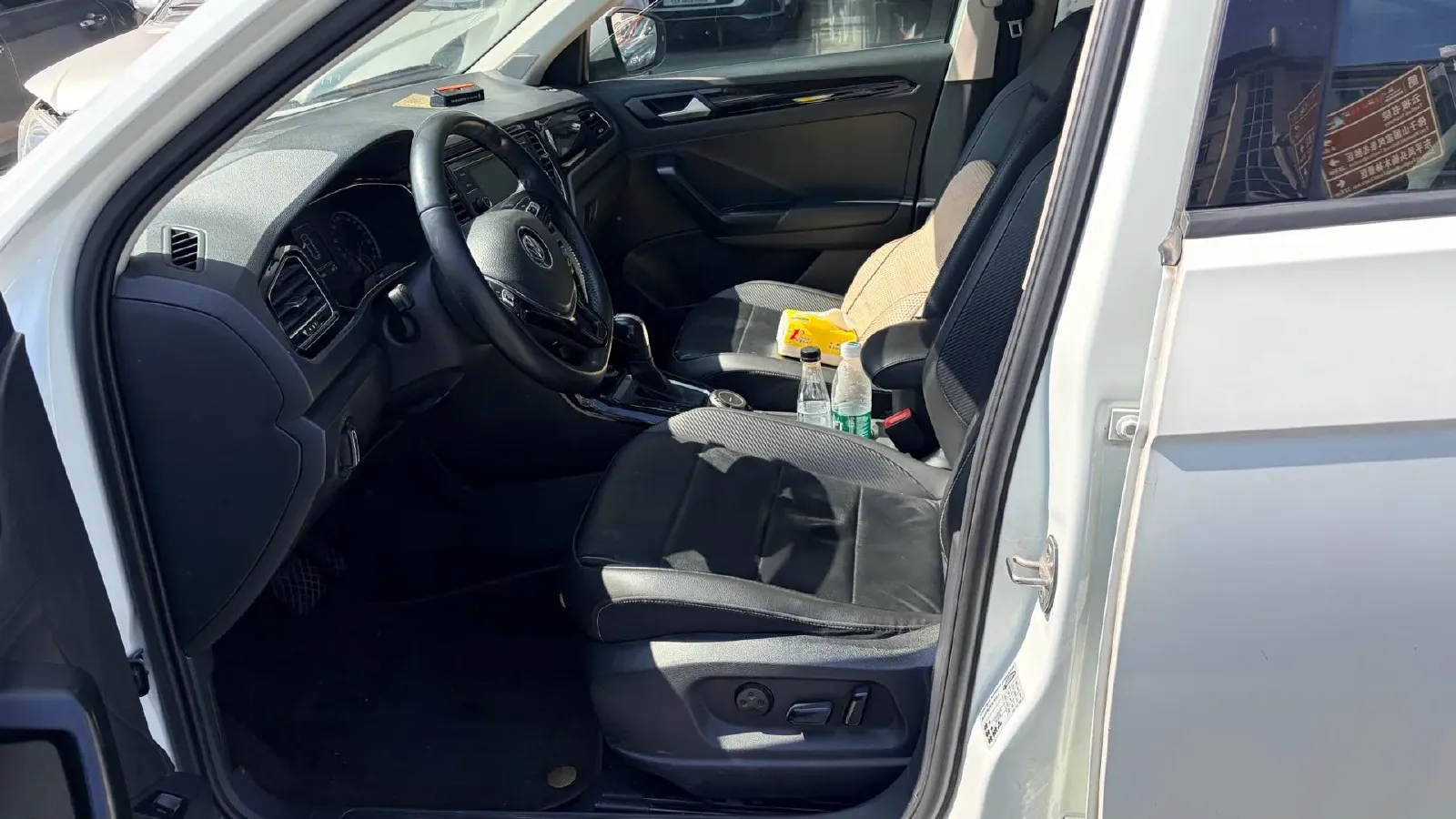 2019 Volkswagen T-Roc 1.4T 150HP L4 7DCT,autocango,china used car exporter,china ev exporter,chinese used car exporter,chinese used ev exporter