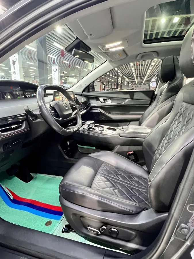 2022 Chevrolet Menlo BEV 61.1KWH,autocango,china used car exporter,china ev exporter,chinese used car exporter,chinese used ev exporter