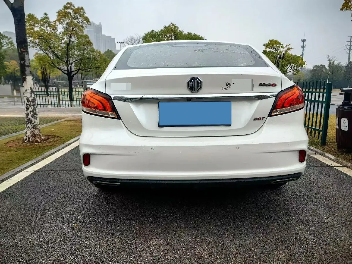 2019 MAXUS XinTu V80 2.5T 136HP L4 6AMT,autocango,china used car exporter,china ev exporter,chinese used car exporter,chinese used ev exporter