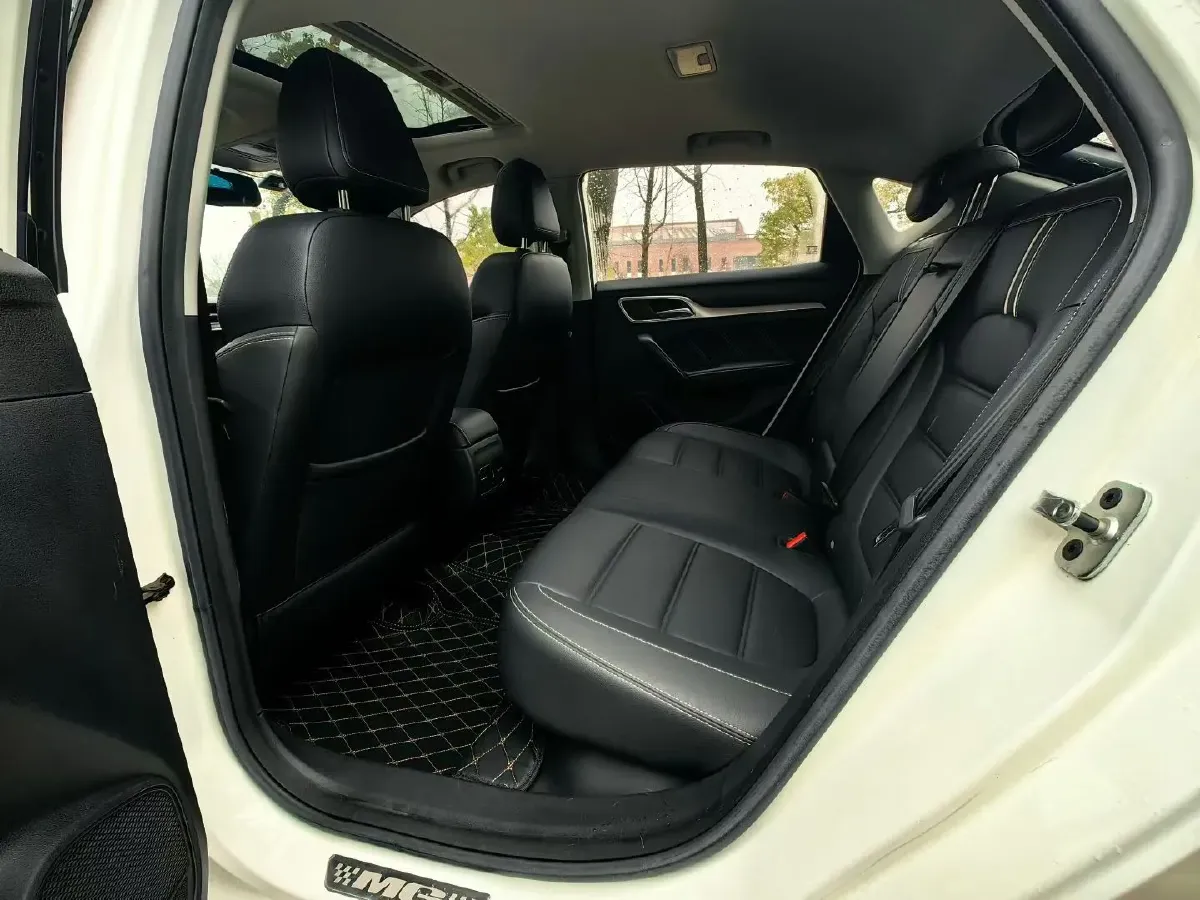 2019 MAXUS XinTu V80 2.5T 136HP L4 6AMT,autocango,china used car exporter,china ev exporter,chinese used car exporter,chinese used ev exporter