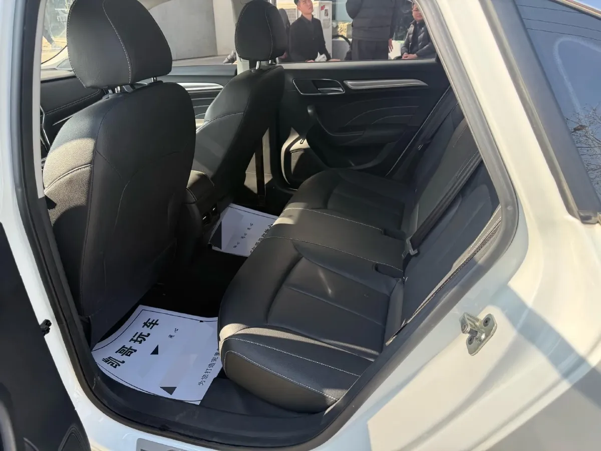 2020 Roewe i6 1.6L 125HP L4 CVT,autocango,china used car exporter,china ev exporter,chinese used car exporter,chinese used ev exporter