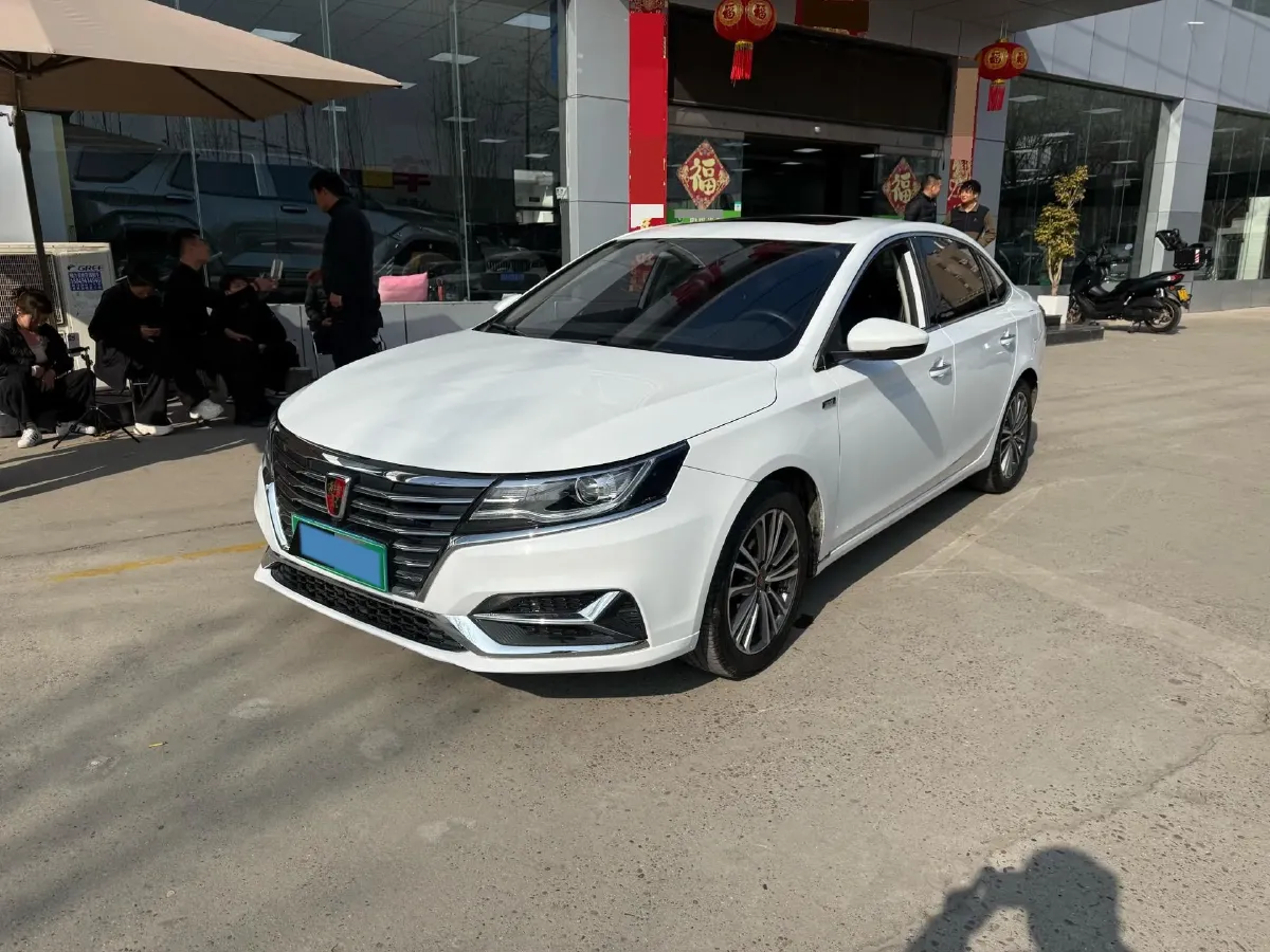 2020 Roewe i6 1.6L 125HP L4 CVT,autocango,china used car exporter,china ev exporter,chinese used car exporter,chinese used ev exporter