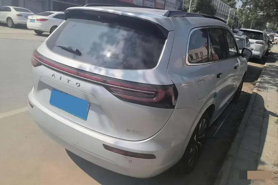 2024 AITO AITO M7 1.5T 152HP L4 REEV 40KWH,autocango,china used car exporter,china ev exporter,chinese used car exporter,chinese used ev exporter
