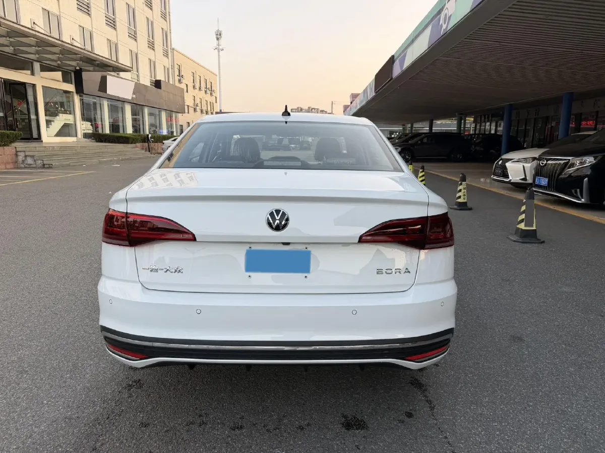 2025 Volkswagen Bora 1.2T 116HP L4 7DCT,autocango,china used car exporter,china ev exporter,chinese used car exporter,chinese used ev exporter