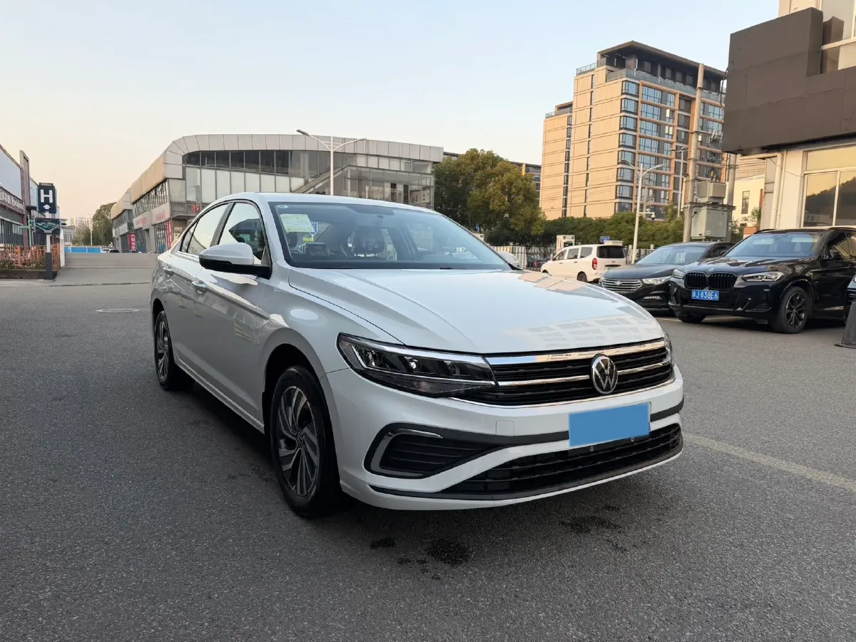 2025 Volkswagen Bora 1.2T 116HP L4 7DCT,autocango,china used car exporter,china ev exporter,chinese used car exporter,chinese used ev exporter