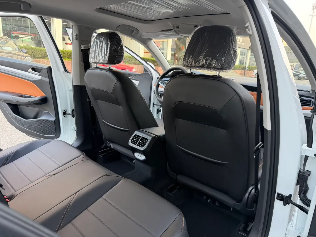 2025 Volkswagen Bora 1.2T 116HP L4 7DCT,autocango,china used car exporter,china ev exporter,chinese used car exporter,chinese used ev exporter