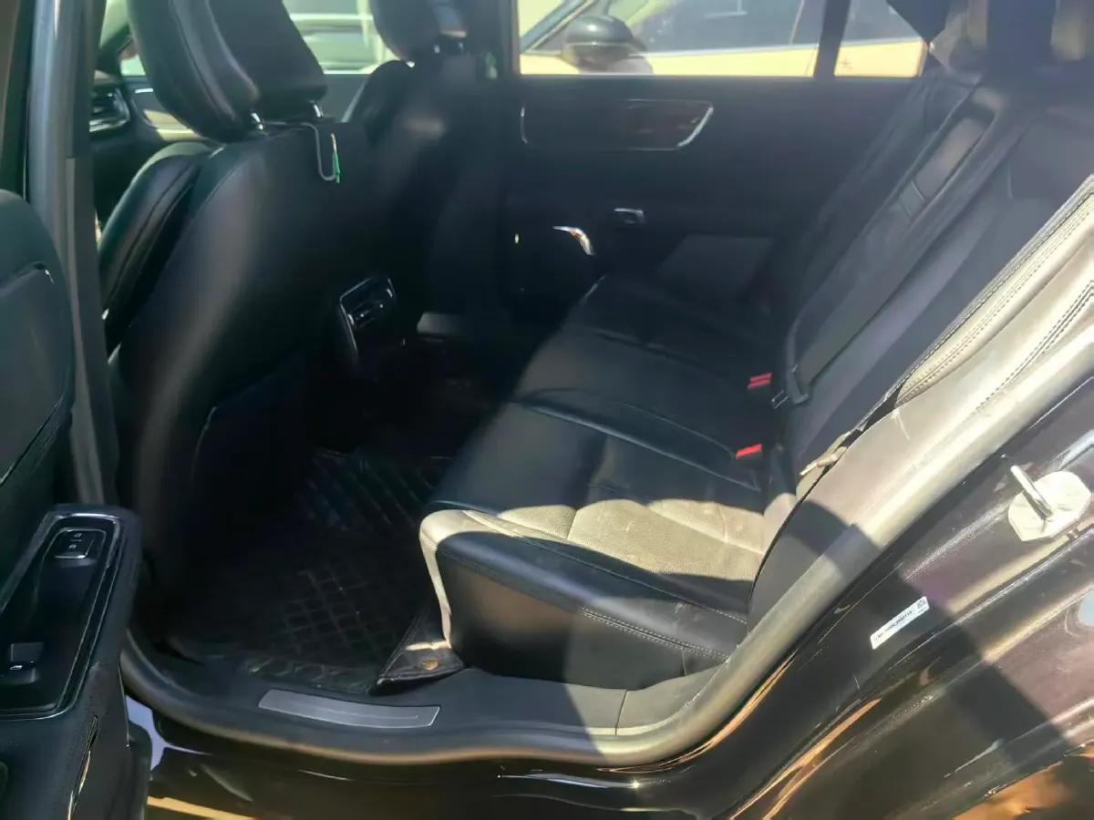 2019 Lincoln Continental 2.0T 261HP L4 6AT,autocango,china used car exporter,china ev exporter,chinese used car exporter,chinese used ev exporter