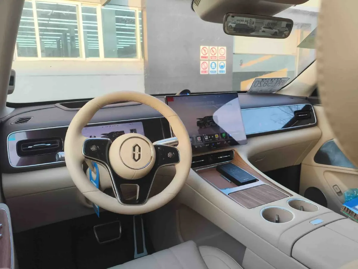 2026 AITO AITO M7 REEV 160HP REEV,autocango,china used car exporter,china ev exporter,chinese used car exporter,chinese used ev exporter