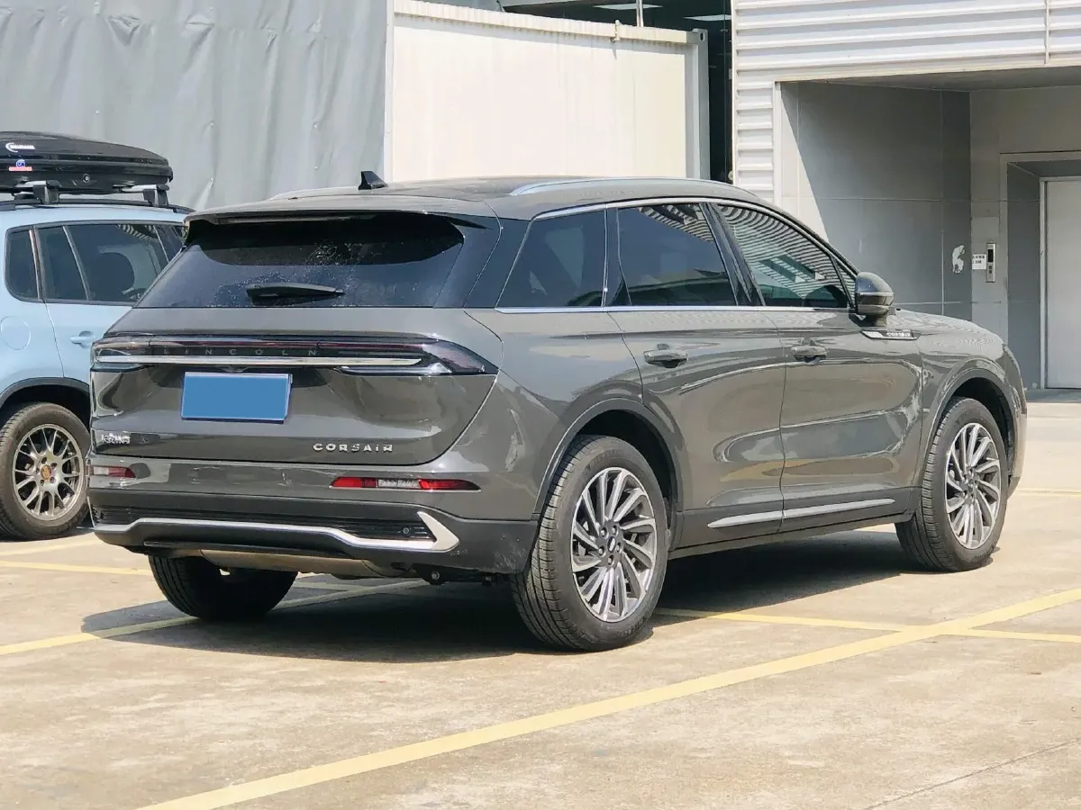 2024 Lincoln Corsair 2.0T 261HP L4 8AT,autocango,china used car exporter,china ev exporter,chinese used car exporter,chinese used ev exporter