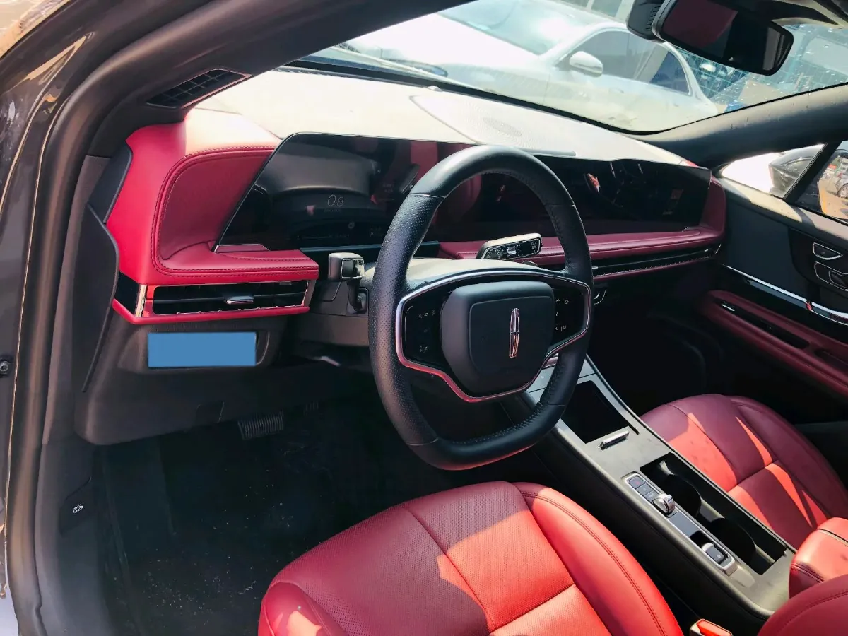 2024 Lincoln Corsair 2.0T 261HP L4 8AT,autocango,china used car exporter,china ev exporter,chinese used car exporter,chinese used ev exporter