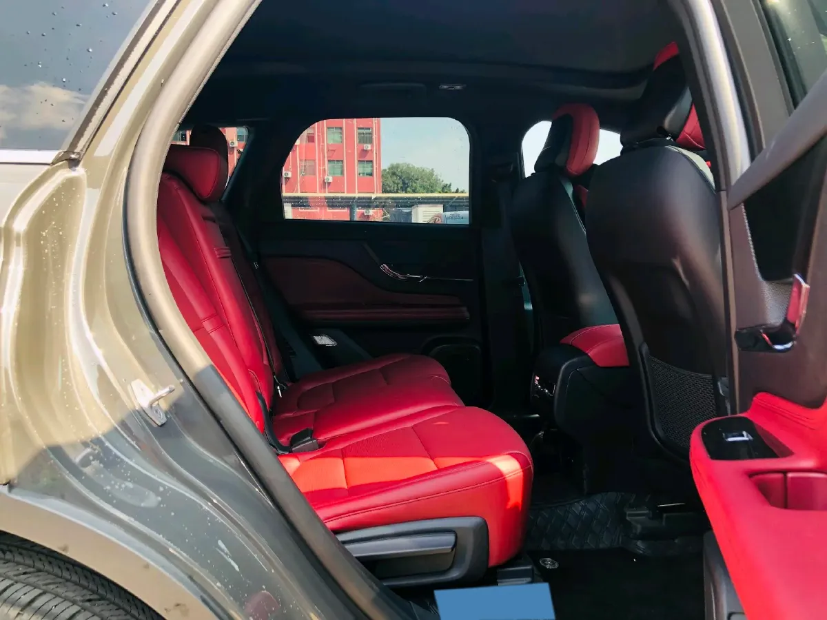 2024 Lincoln Corsair 2.0T 261HP L4 8AT,autocango,china used car exporter,china ev exporter,chinese used car exporter,chinese used ev exporter