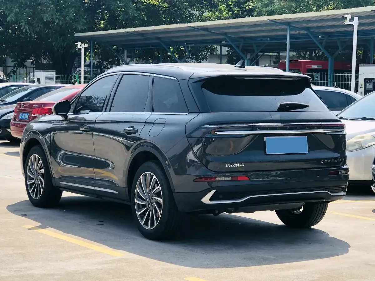 2024 Lincoln Corsair 2.0T 261HP L4 8AT,autocango,china used car exporter,china ev exporter,chinese used car exporter,chinese used ev exporter