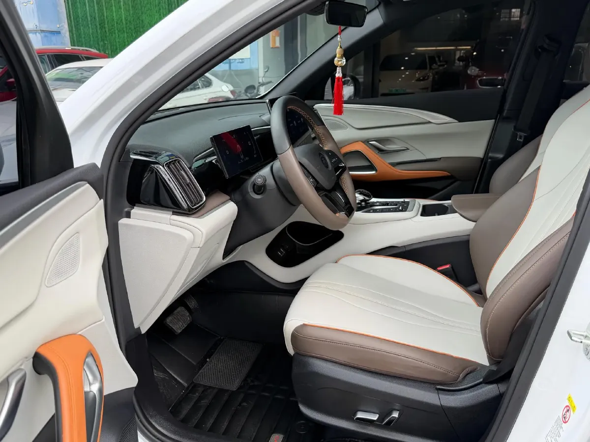 2022 Ruichi Auto EC31 BEV 41.932KWH,autocango,china used car exporter,china ev exporter,chinese used car exporter,chinese used ev exporter