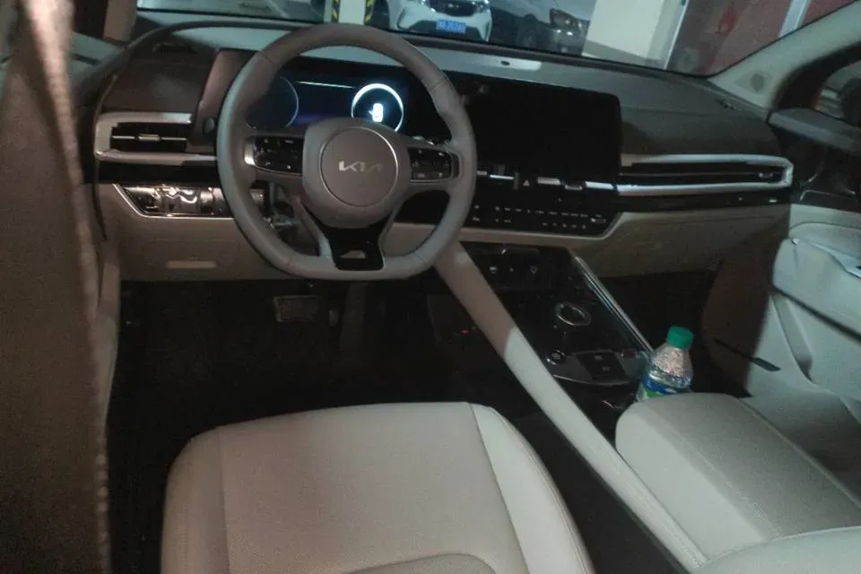 2023 Kia Sportage 1.5T 200HP L4 8AT,autocango,china used car exporter,china ev exporter,chinese used car exporter,chinese used ev exporter