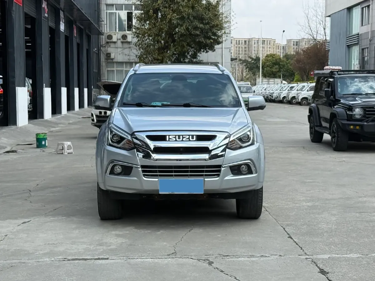 2020 Isuzu Mu-X 1.9T 166HP L4 6AT,autocango,china used car exporter,china ev exporter,chinese used car exporter,chinese used ev exporter
