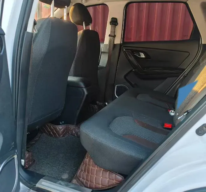 2017 FAW Senia R7 1.6L 116HP L4 5MT,autocango,china used car exporter,china ev exporter,chinese used car exporter,chinese used ev exporter