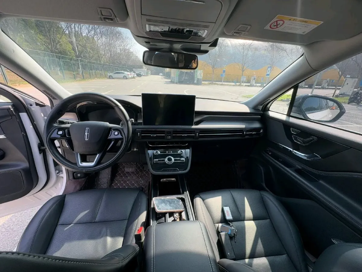 2022 Lincoln Corsair 2.0T 245HP L4 8AT,autocango,china used car exporter,china ev exporter,chinese used car exporter,chinese used ev exporter