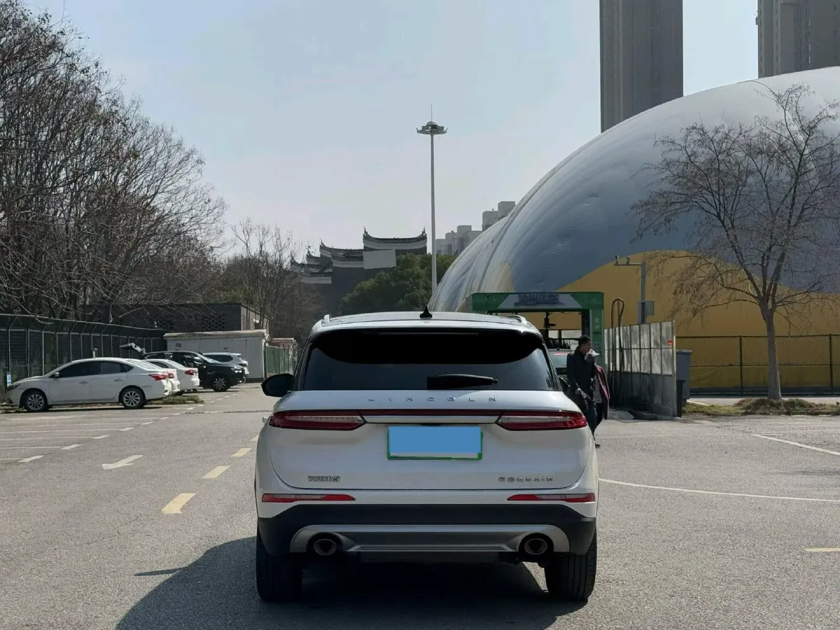 2022 Lincoln Corsair 2.0T 245HP L4 8AT,autocango,china used car exporter,china ev exporter,chinese used car exporter,chinese used ev exporter