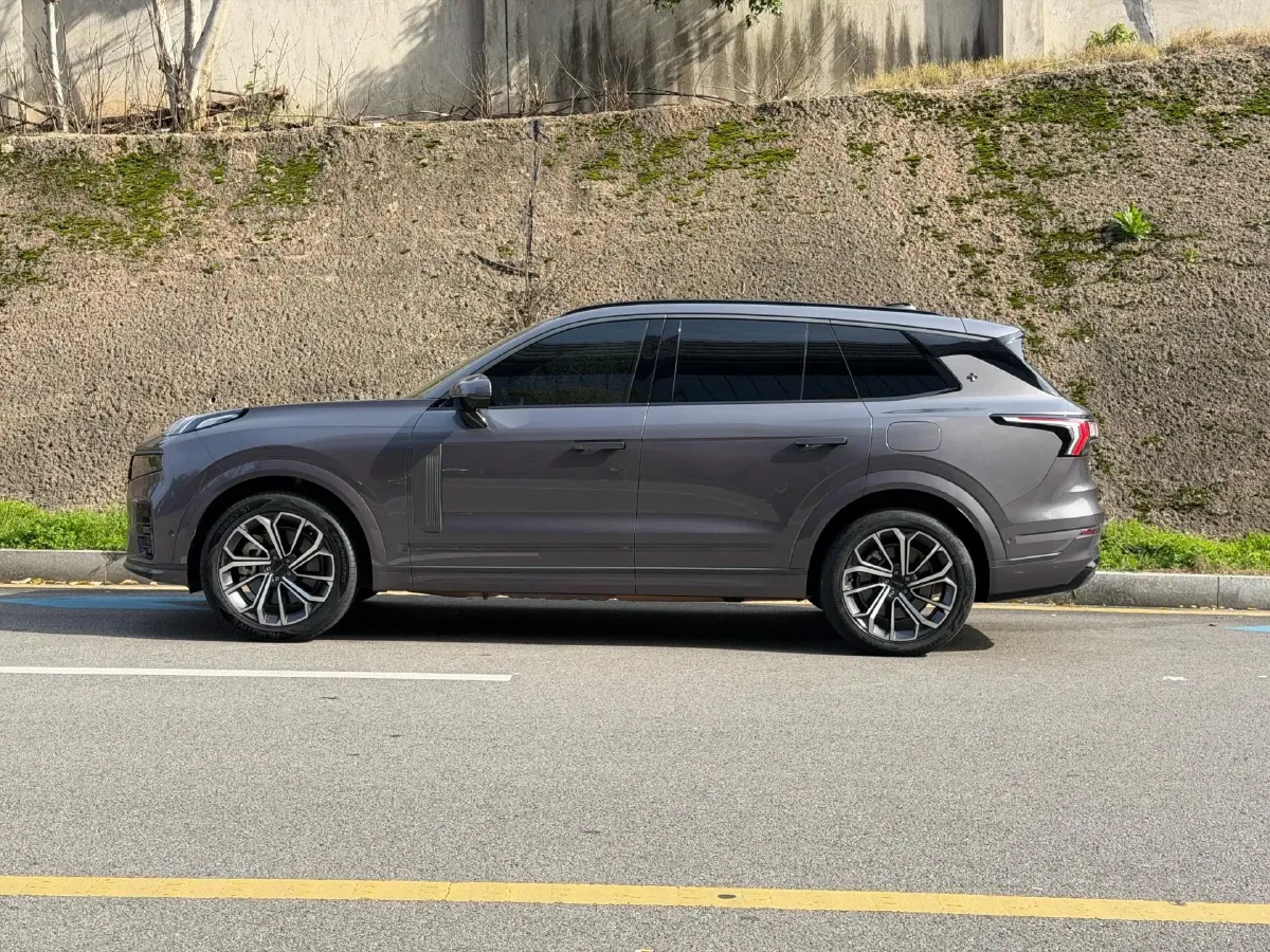 2023 LYNK&CO 09 EM-P 2.0T 254HP L4 3DHT PHEV 40.1KWH,autocango,china used car exporter,china ev exporter,chinese used car exporter,chinese used ev exporter