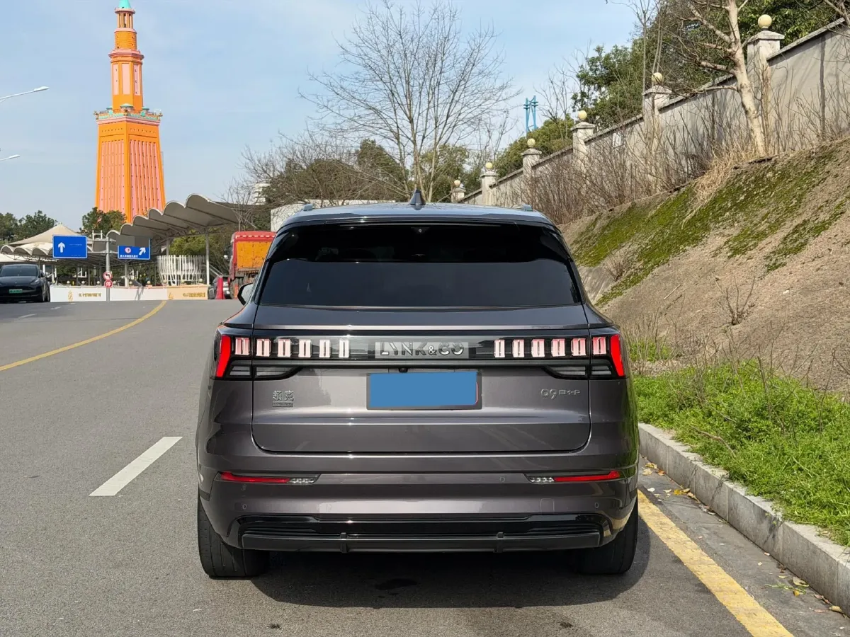 2023 LYNK&CO 09 EM-P 2.0T 254HP L4 3DHT PHEV 40.1KWH,autocango,china used car exporter,china ev exporter,chinese used car exporter,chinese used ev exporter