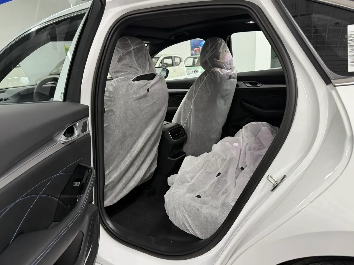 2026 Geely Preface 1.5T 181HP L4 7DCT,autocango,china used car exporter,china ev exporter,chinese used car exporter,chinese used ev exporter