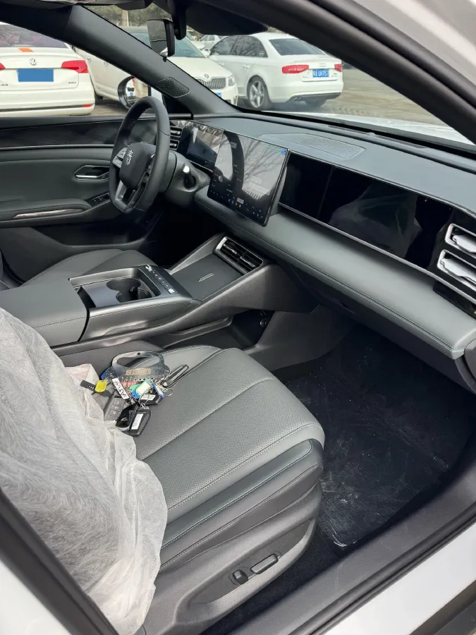 2026 BYD QinL 1.5L 101HP L4 E-CVT PHEV,autocango,china used car exporter,china ev exporter,chinese used car exporter,chinese used ev exporter